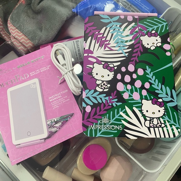 Impressions vanity hello Kitty, mini mirror - Picture 2 of 8